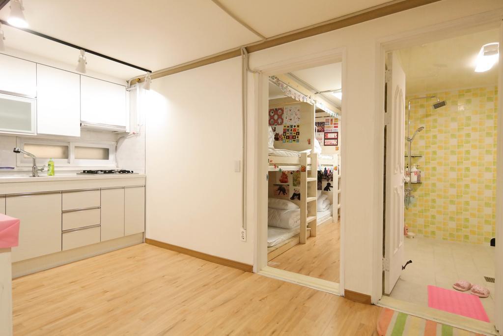 Linker Partyhouse Hotell Andong Eksteriør bilde